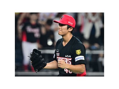 이의리 2경기 연속 세이브 기록 KIA 팬들 환호